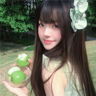岸边露伴一动不动